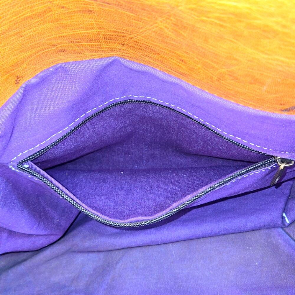 Vintage Leather Travel Handbag: Rustic Brown Boho Tote - Picture 9 of 9